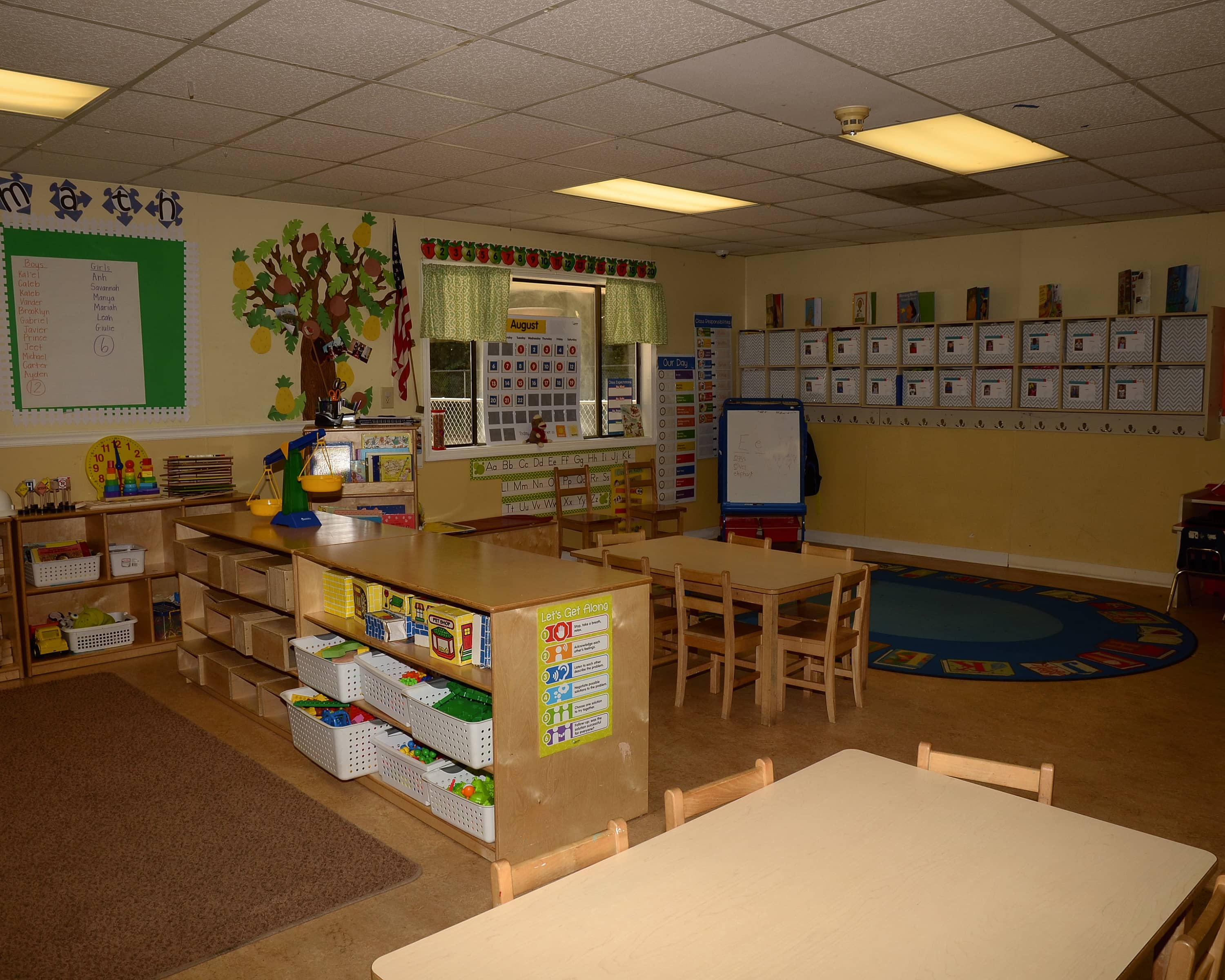 La Petite Academy of Marietta in Marietta, GA 2358 Shallowford Rd